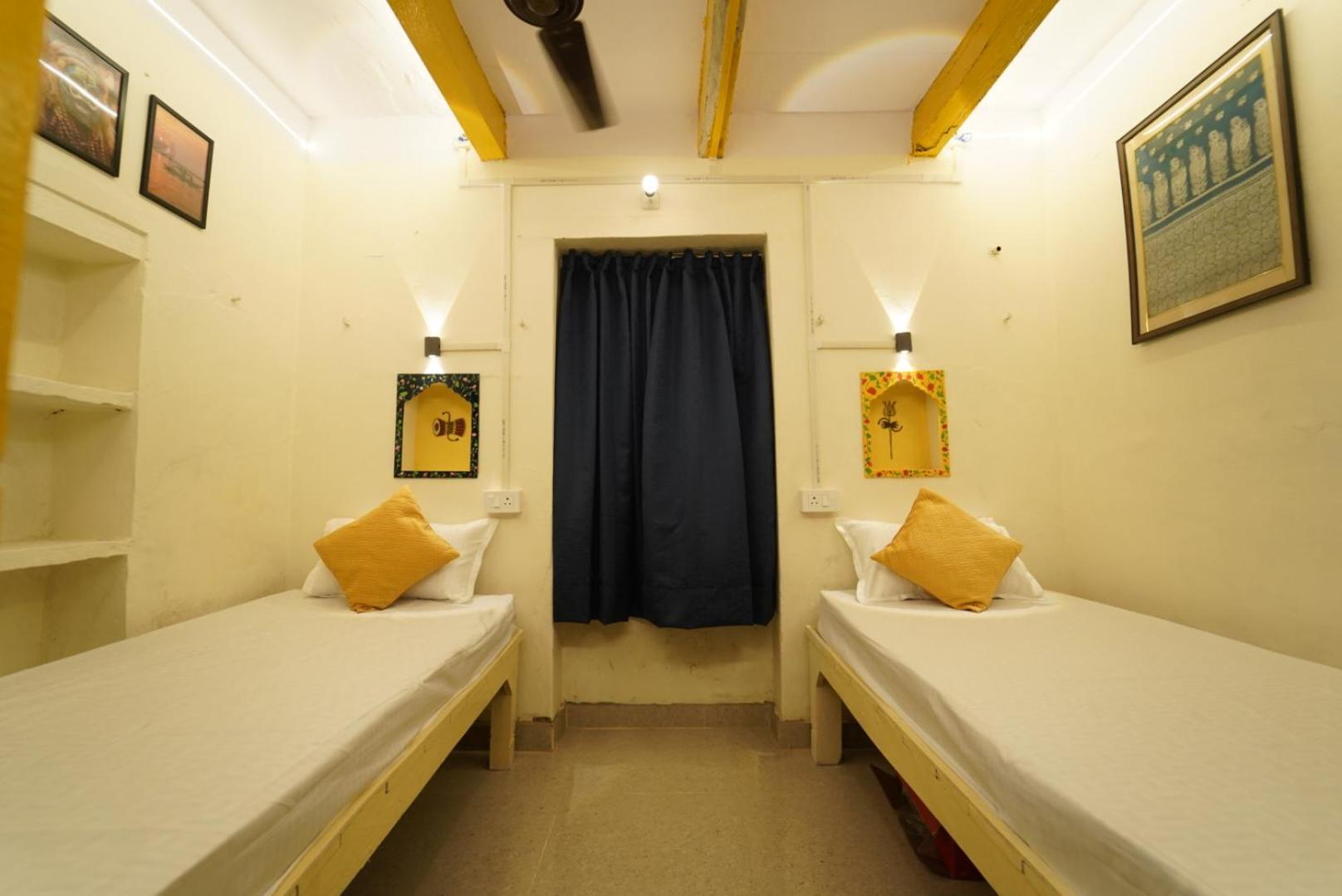 Kailash Heritage Homestay Varanasi Exterior foto